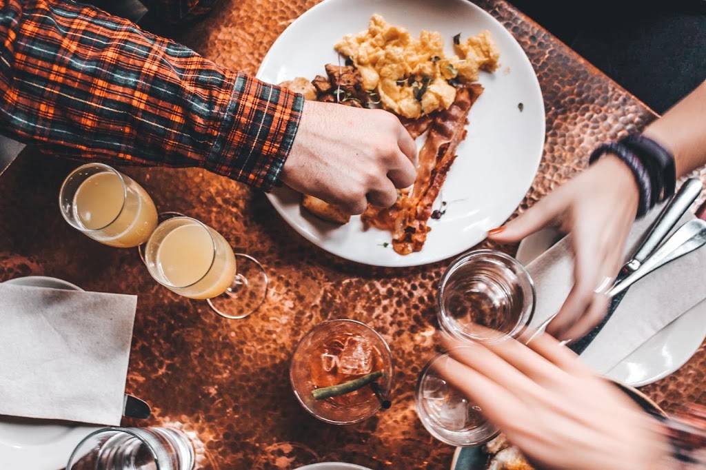 Bar Charley | restaurant | 1825 18th St NW, Washington, DC 20009, USA | 2026272183 OR +1 202-627-2183