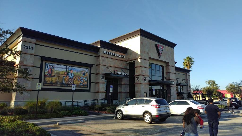 BJs Restaurant & Brewhouse | restaurant | 2514 W International Speedway Blvd, Daytona Beach, FL 32114, USA | 3862262005 OR +1 386-226-2005
