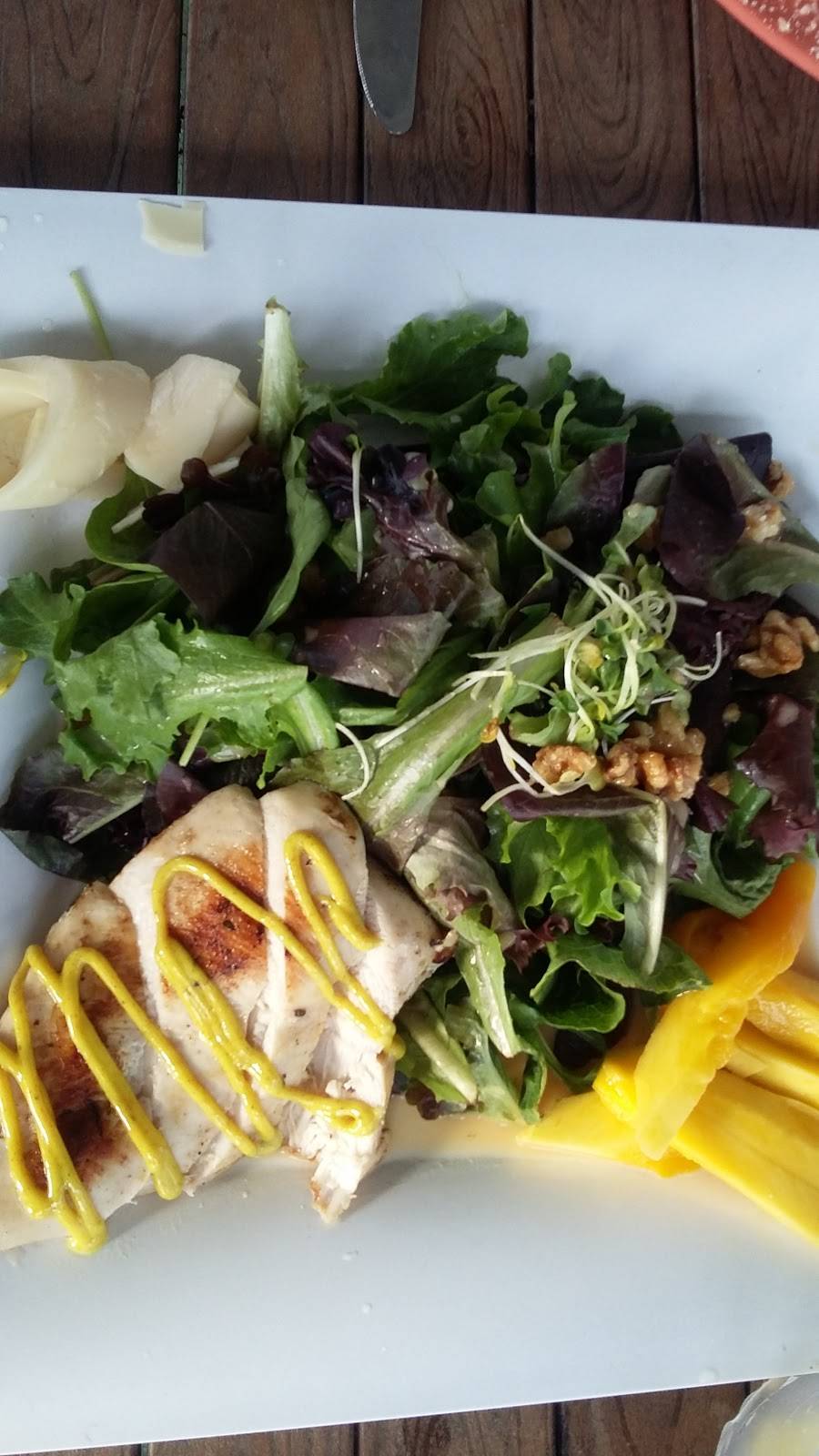 Island Gypsy Cafe & Marina Bar | restaurant | 292 Capri Blvd, Naples, FL 34113, USA | 2393941111 OR +1 239-394-1111