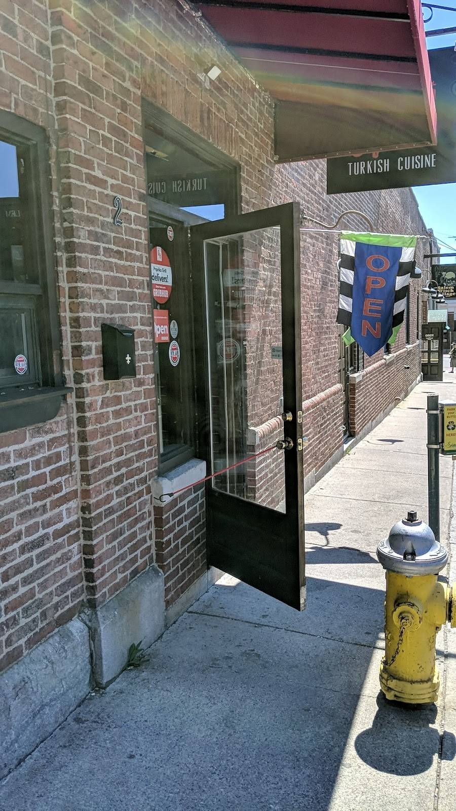 Paprika Grill | restaurant | 2 Liberty St, Salem, MA 01970, USA | 9785518186 OR +1 978-551-8186