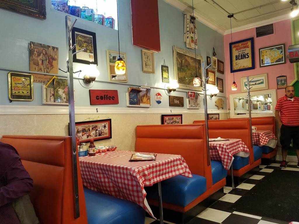 Paulines | restaurant | 1754 W Balmoral Ave, Chicago, IL 60640, USA | 7735618573 OR +1 773-561-8573