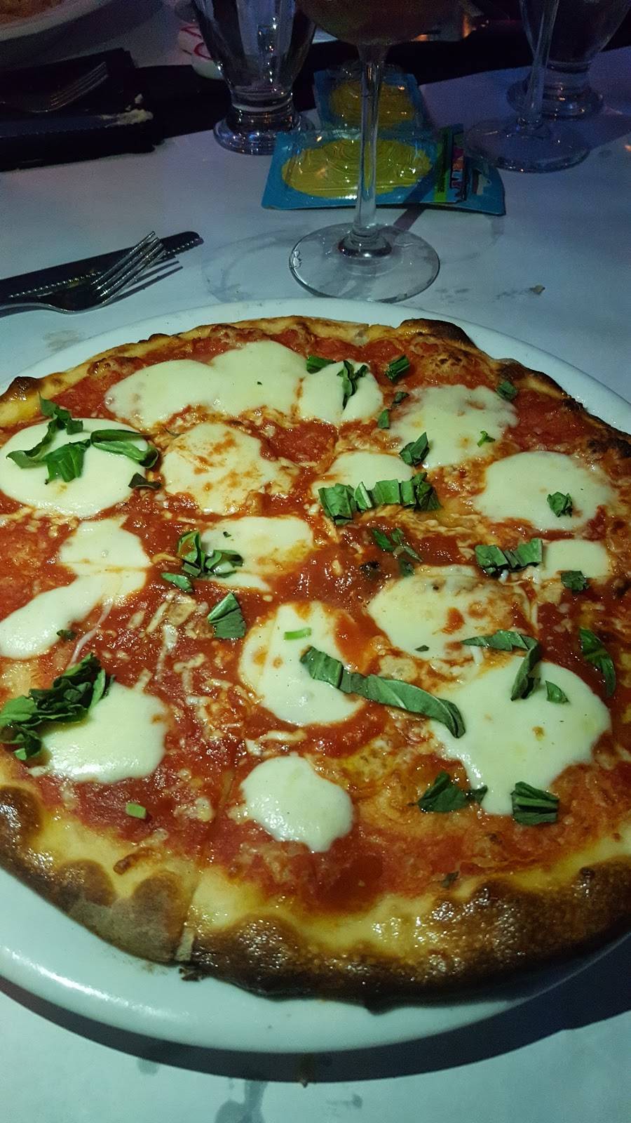 Mammina Pizzeria | restaurant | 4972 Boulevard Léger, Montréal-Nord, QC H1G 1J6, Canada | 5149034433 OR +1 514-903-4433