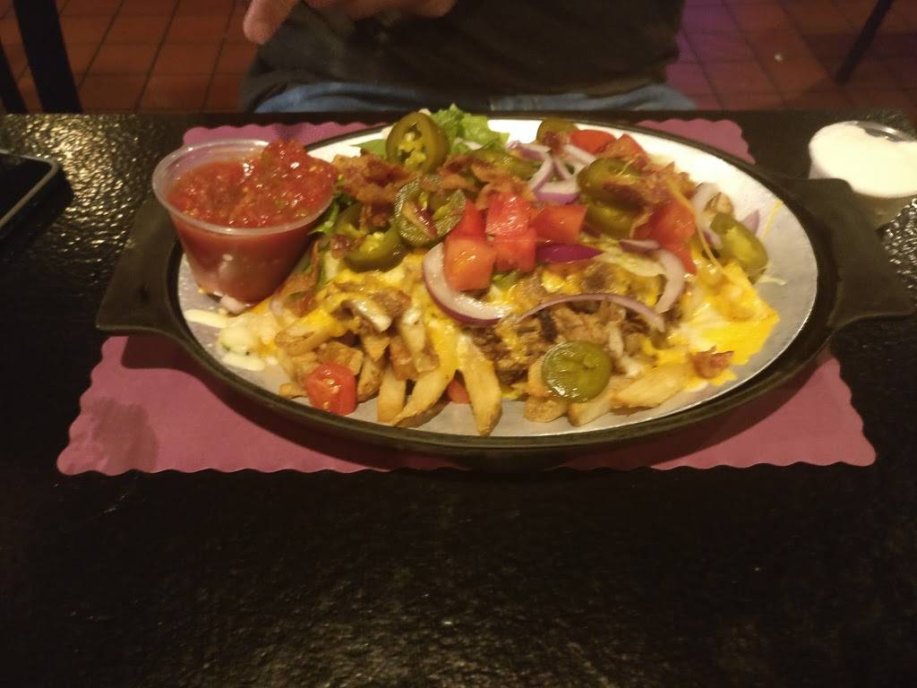 Market Cross Pub & Brewery | restaurant | 113 N Hanover St, Carlisle, PA 17013, USA | 7172581234 OR +1 717-258-1234