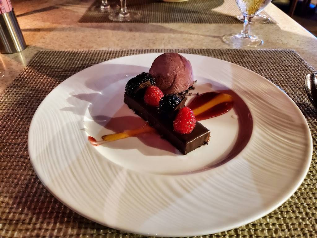 Azure | restaurant | 2259 Kalakaua Ave, Honolulu, HI 96815, USA | 8089214600 OR +1 808-921-4600