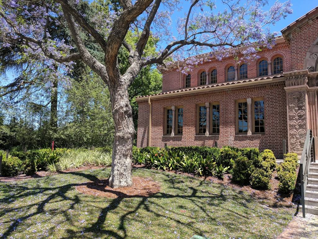 Amy King Dundon-Berchtold University Club of USC | restaurant | 705 W 34th St, Los Angeles, CA 90089, USA | 2137402030 OR +1 213-740-2030