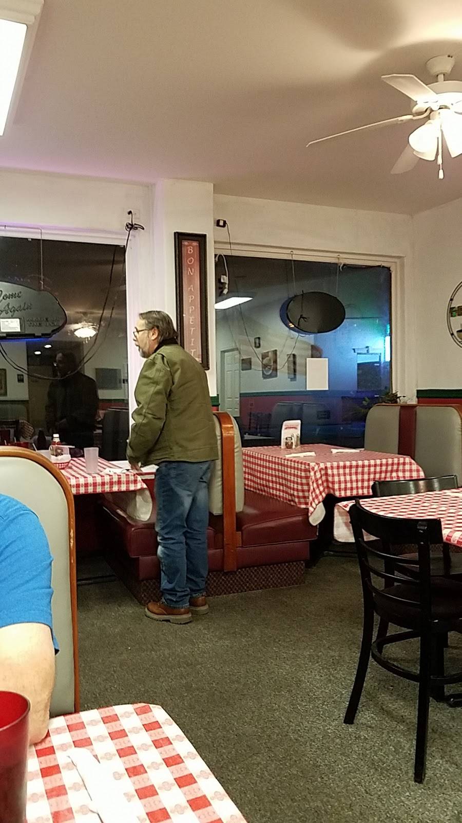 Francis Pizza | restaurant | 107 W Seminary Ave, Onarga, IL 60955, USA | 8152680002 OR +1 815-268-0002