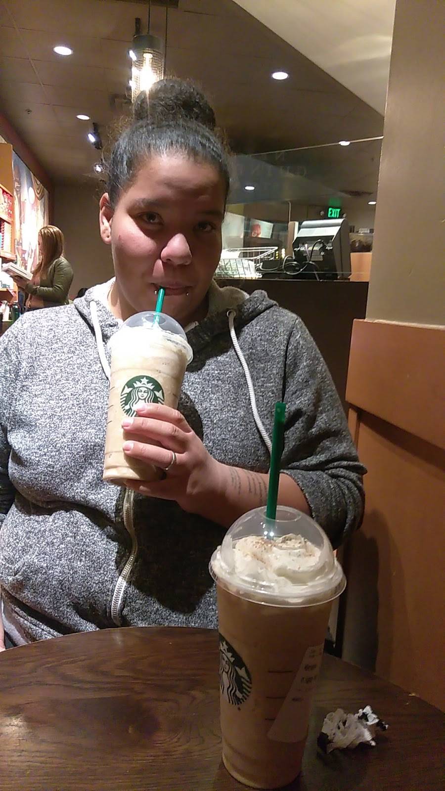 Starbucks | cafe | 11255 Sierra Ave #1, Fontana, CA 92337, USA | 9093500667 OR +1 909-350-0667