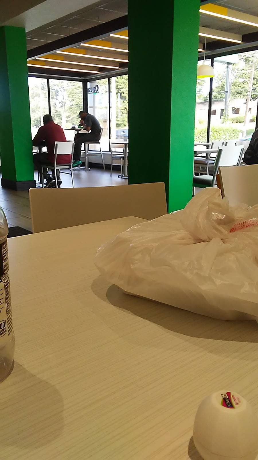 Subway | restaurant | 941 Getwell Rd, Memphis, TN 38111, USA | 9014400200 OR +1 901-440-0200