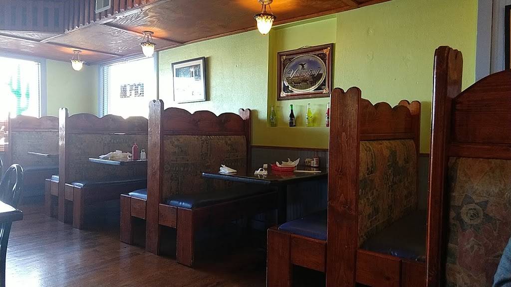 El Puente Mexican Restaurant | restaurant | 2785 Northwestern Pike, Capon Bridge, WV 26711, USA | 3048561171 OR +1 304-856-1171