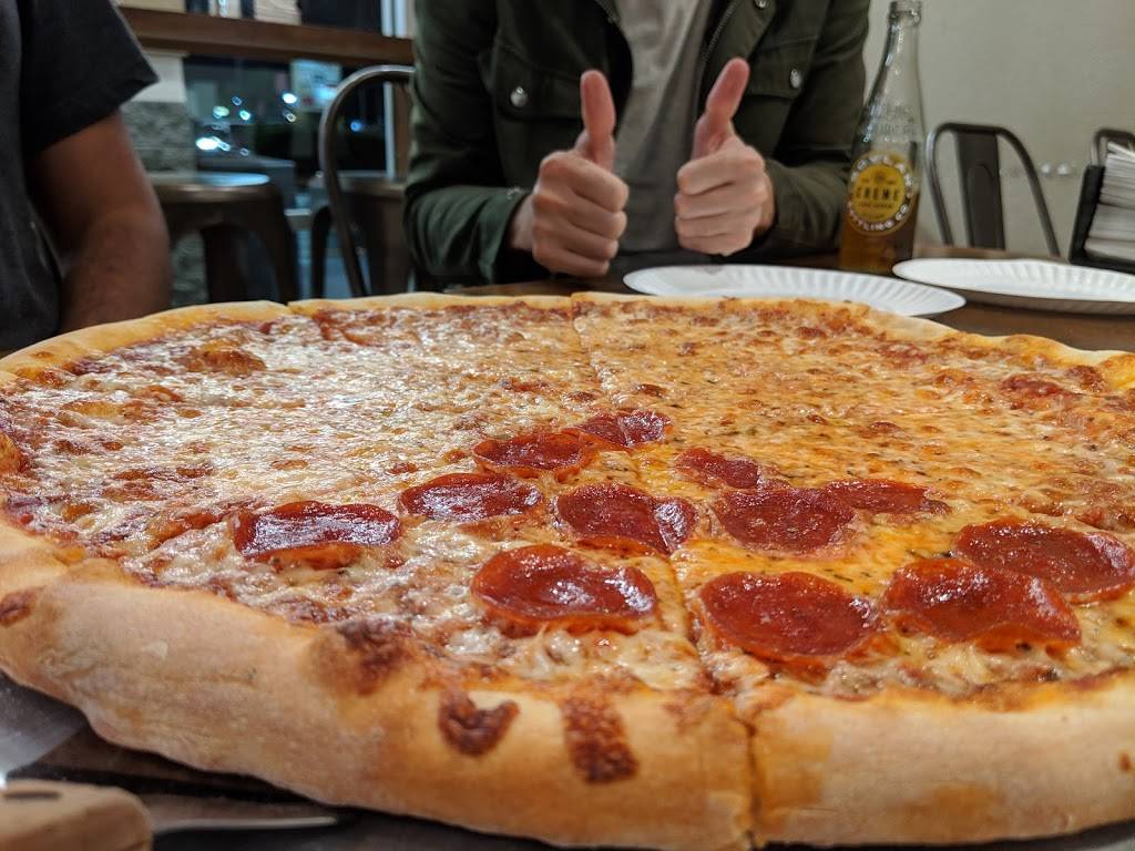 Alfonsos Pizzeria | restaurant | 14942 N Florida Ave, Tampa, FL 33613, USA | 8139619856 OR +1 813-961-9856