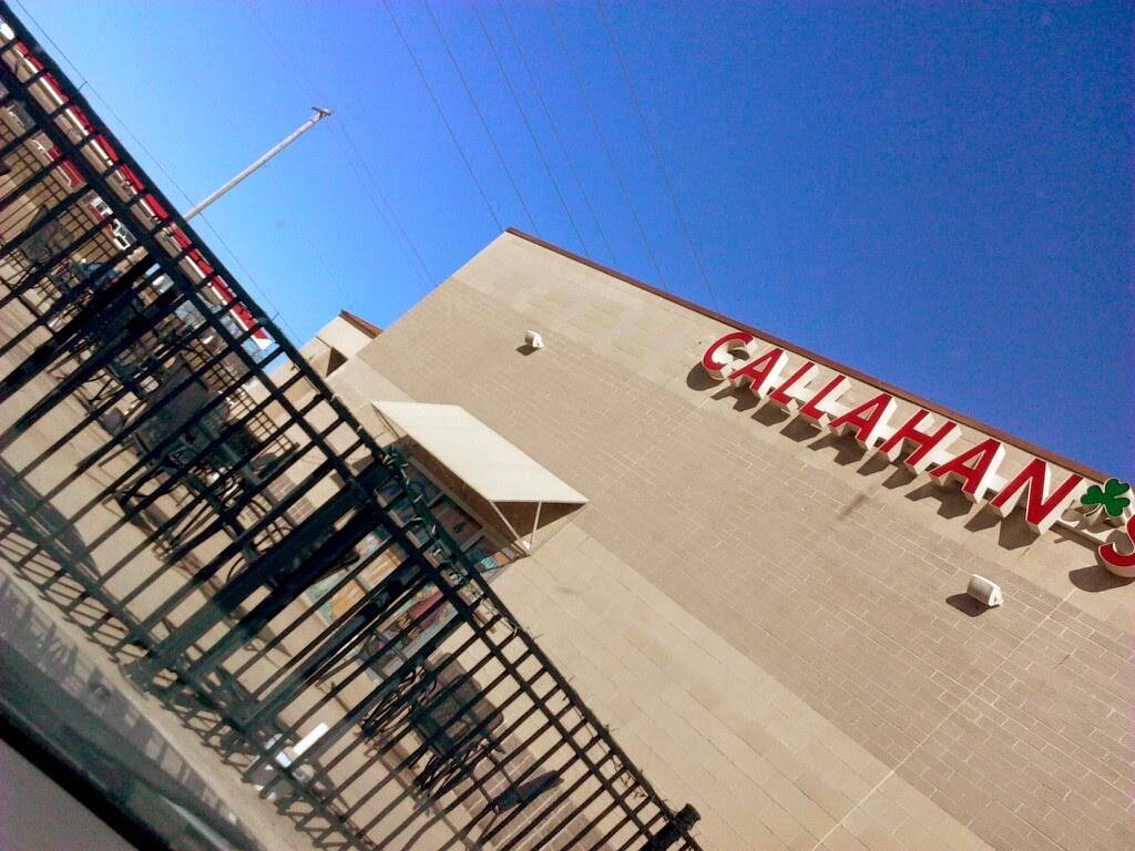 Callahans West | restaurant | 22917 W 83rd St, Lenexa, KS 66227, USA | 9134223434 OR +1 913-422-3434