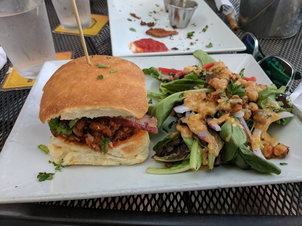 Alchemy | restaurant | 1980 Atwood Ave, Madison, WI 53704, USA | 6082047644 OR +1 608-204-7644