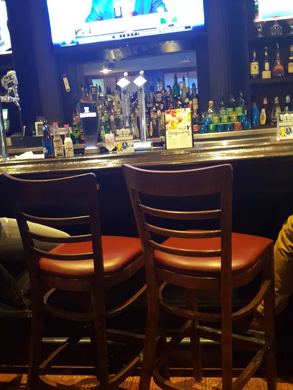 Crabby Joes Bar • Grill | restaurant | 409 Dundas St, Woodstock, ON N4S 1B8, Canada | 5195394946 OR +1 519-539-4946