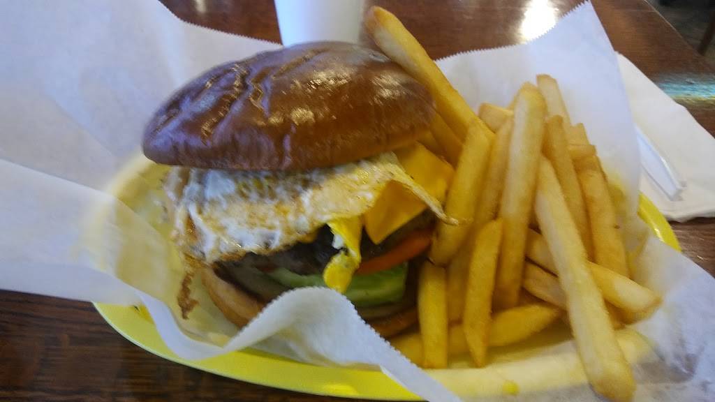 Johnnys Place | restaurant | 20 W Golf Rd, Des Plaines, IL 60016, USA | 8477492100 OR +1 847-749-2100