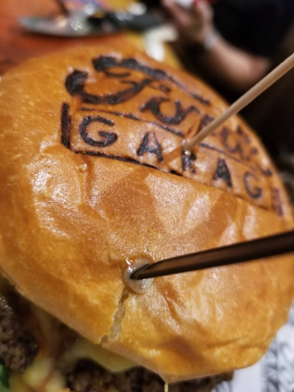 Fords Garage | restaurant | 3210 Margaritaville Blvd, Kissimmee, FL 34747, USA | 4078153673 OR +1 407-815-3673