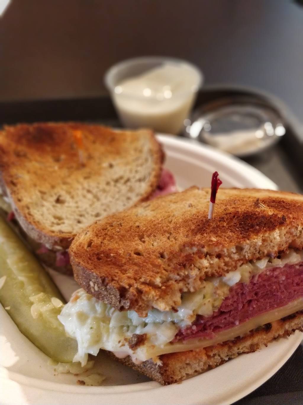 Garys Deli | meal takeaway | 3309 East Coast Hwy, Corona Del Mar, CA 92625, USA | 9496752193 OR +1 949-675-2193