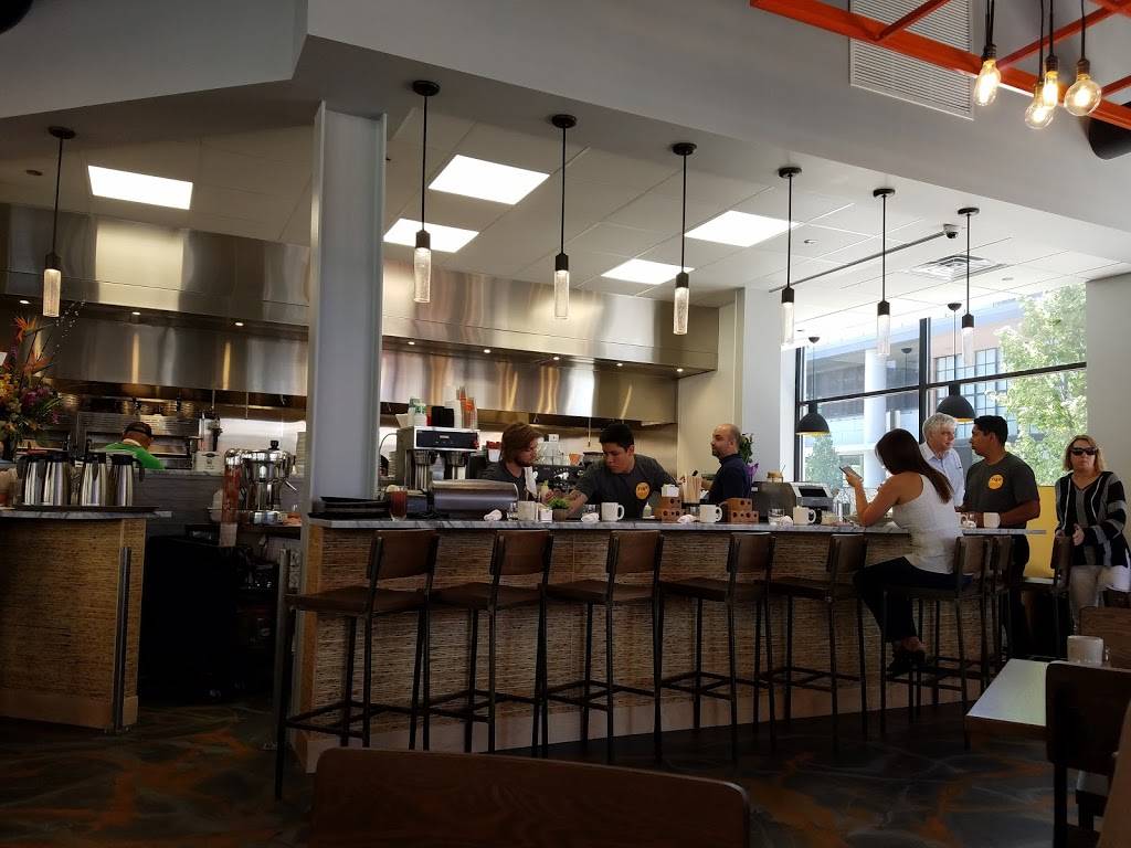 Stax Cafe | restaurant | 522 N Milwaukee Ave, Chicago, IL 60642, USA | 3128775055 OR +1 312-877-5055