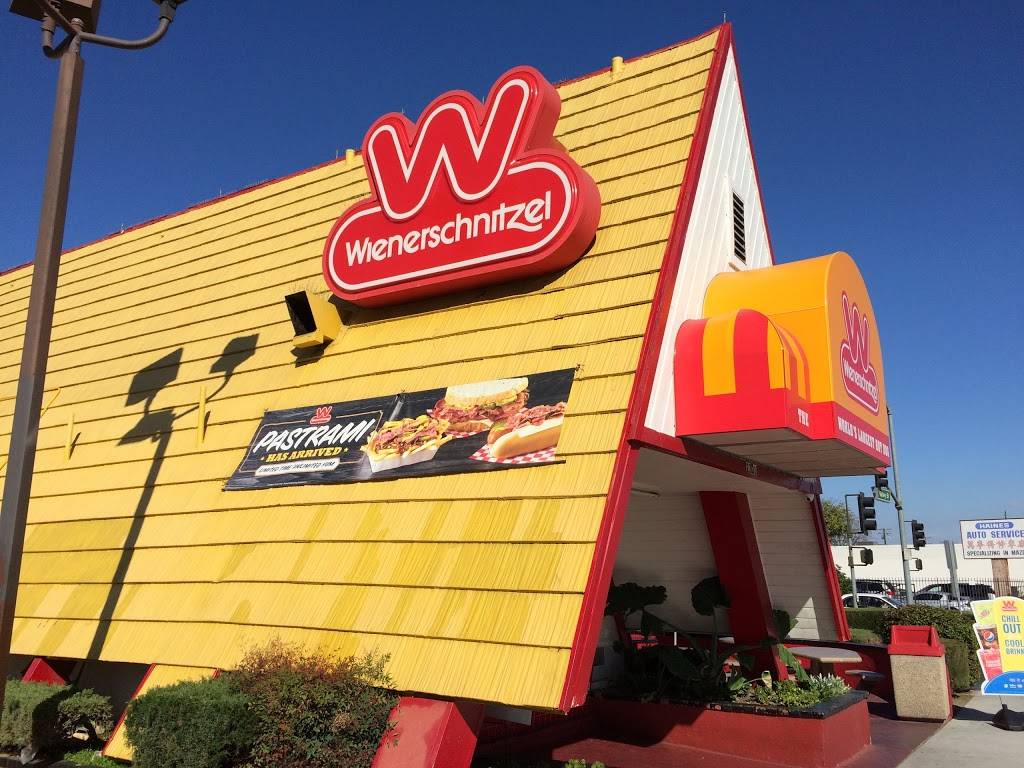 Wienerschnitzel | restaurant | 2301 Valley Blvd, Alhambra, CA 91803, USA | 6262893737 OR +1 626-289-3737