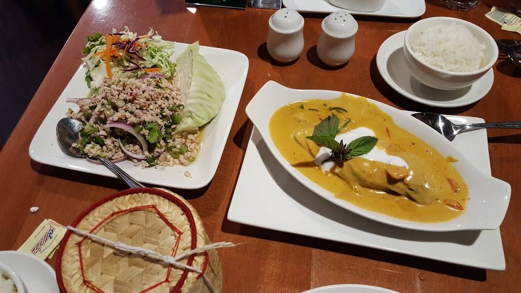 Pin Kaow Thai Restaurant | restaurant | 1974 N Rainbow Blvd, Las Vegas, NV 89108, USA | 7026382746 OR +1 702-638-2746