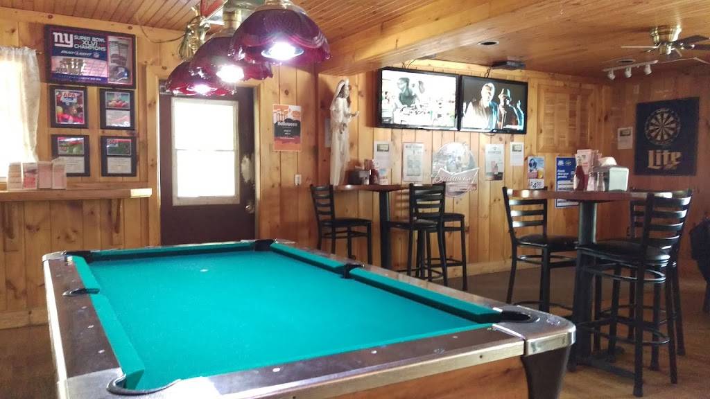 Maples | restaurant | 10 Ryerson Ave, Manorville, NY 11949, USA | 6317279884 OR +1 631-727-9884