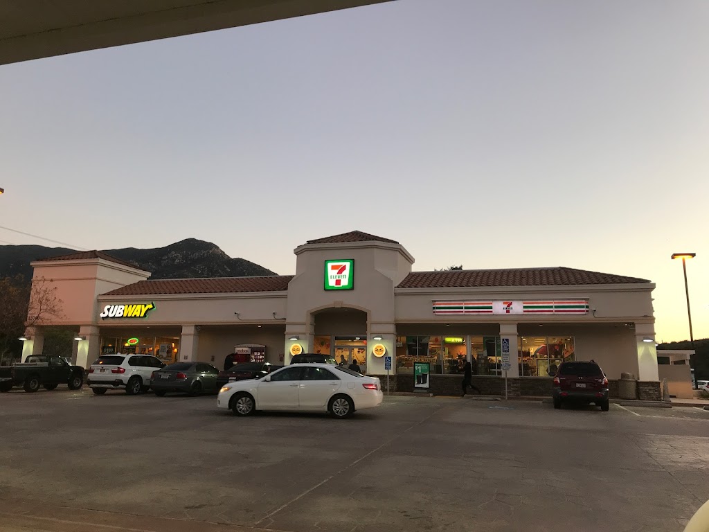 7-Eleven - Closed | bakery | 33740 Valley Center Rd, Valley Center, CA 92082, USA | 7607492562 OR +1 760-749-2562