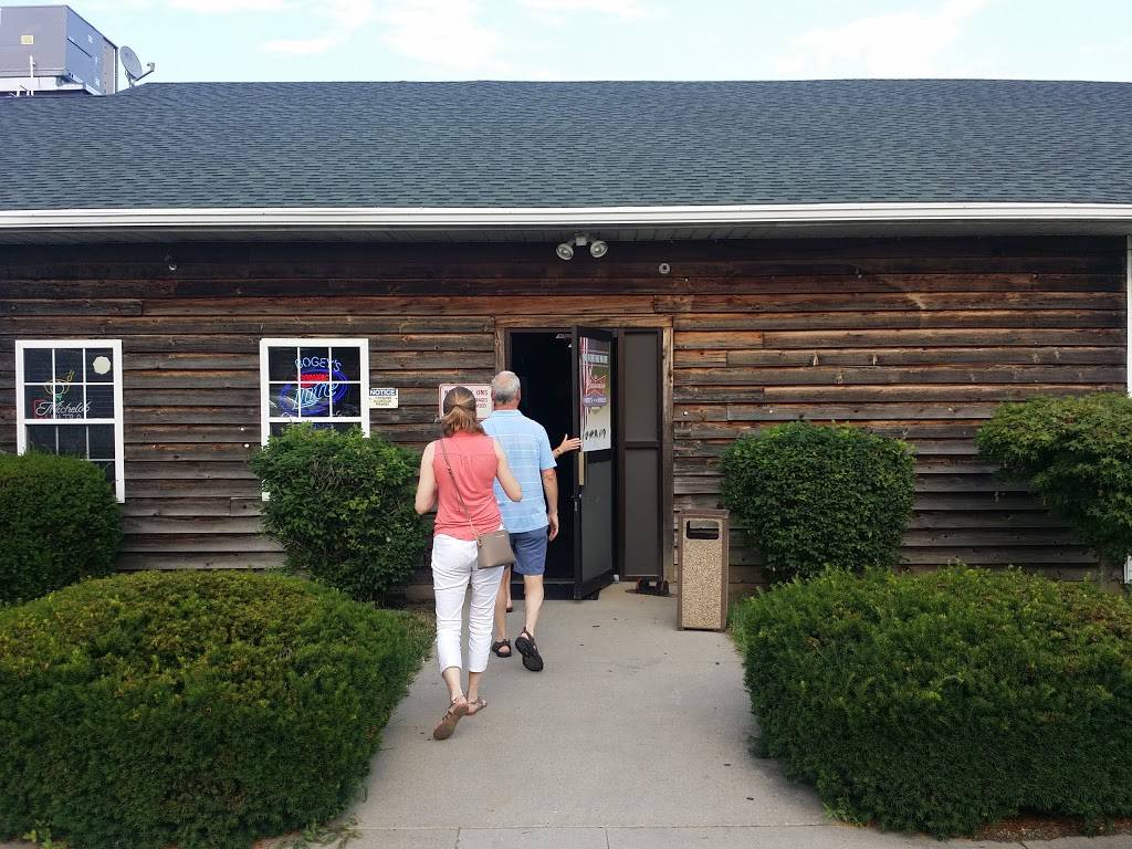 Bogeys At Rocky Lakes | restaurant | 3950 Springfield Xenia Rd, Springfield, OH 45506, USA | 9373223265 OR +1 937-322-3265