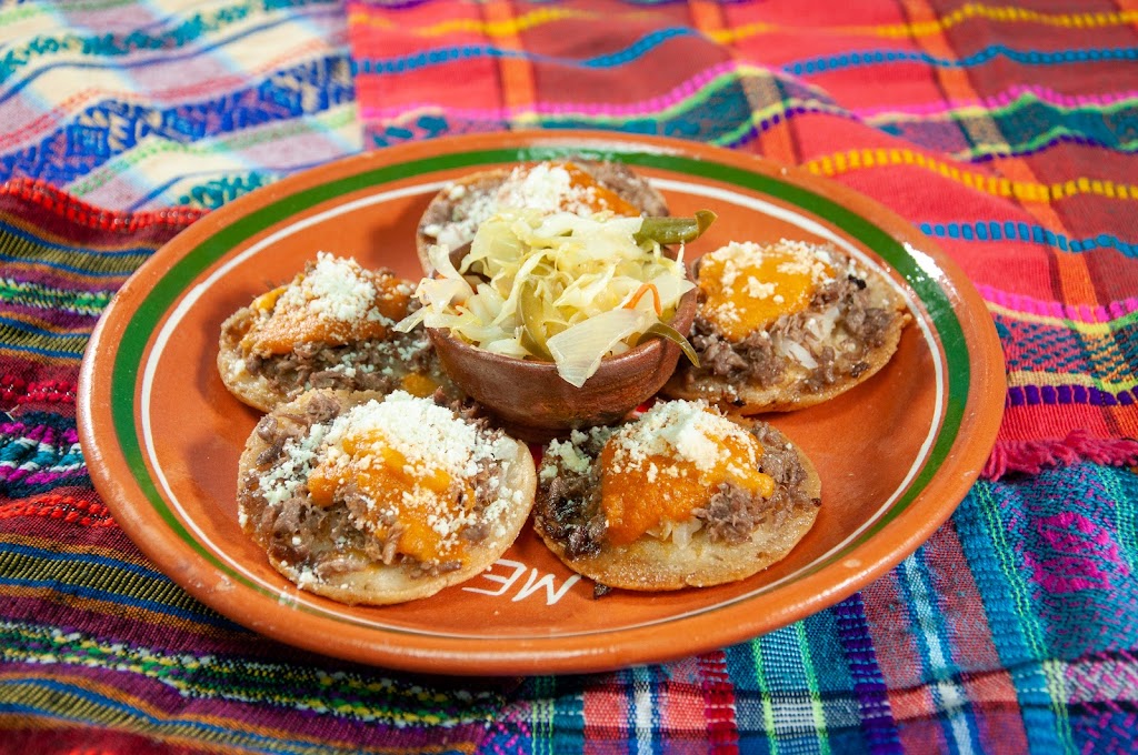 Guatemala City Restaurante y panaderia | restaurant | 3131 N Rancho Dr suite C, Las Vegas, NV 89130, USA | 7024639452 OR +1 702-463-9452