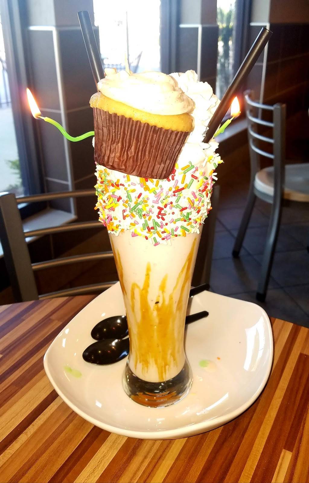 Green Frog Coffee Company | restaurant | 1410 Union University Dr, Jackson, TN 38305, USA | 7312656262 OR +1 731-265-6262