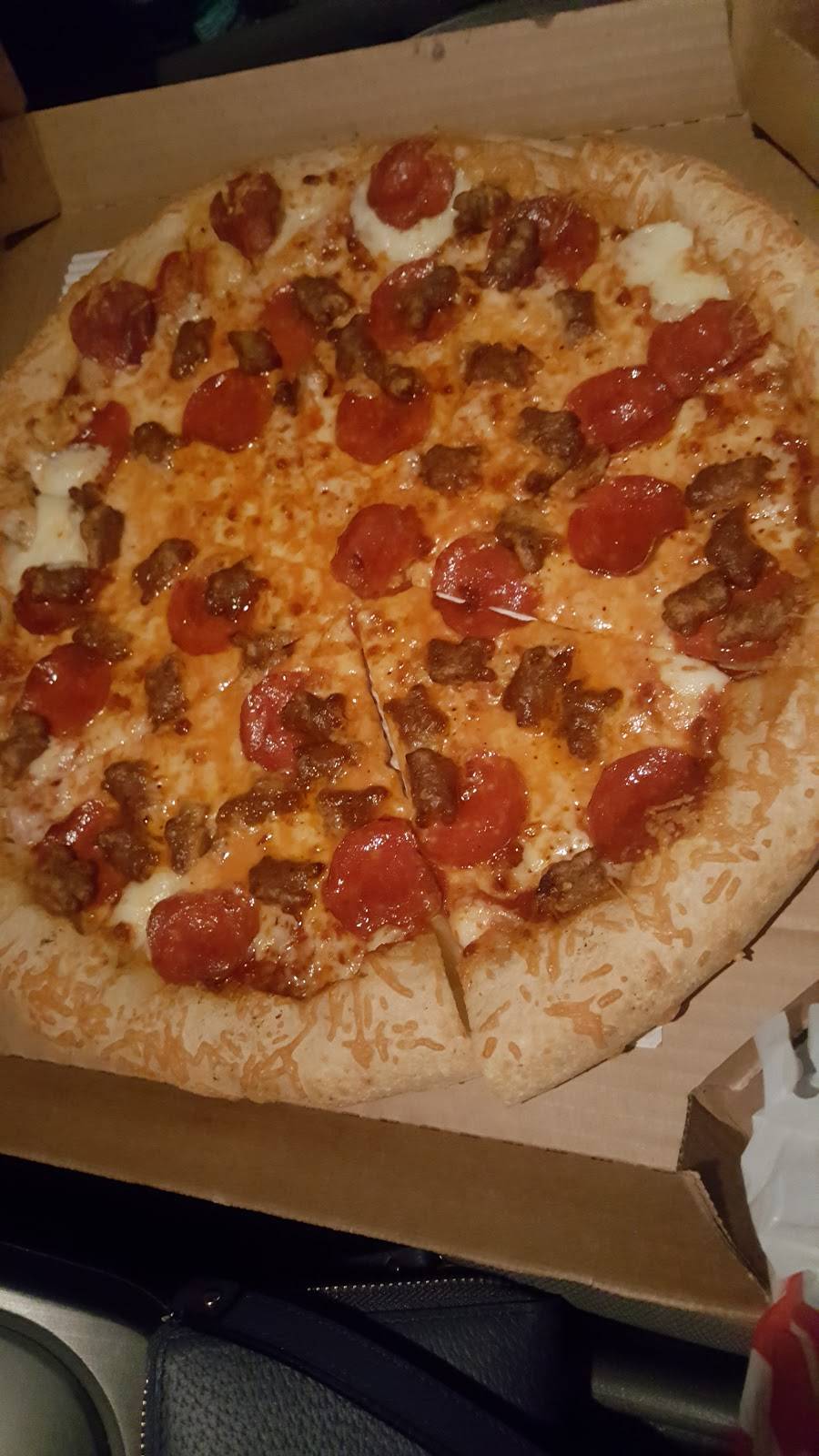 Pizza Hut | restaurant | 4110 N Lakewood Blvd, Long Beach, CA 90808, USA | 5624258887 OR +1 562-425-8887