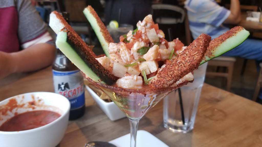 Karinas Mexican Seafood | restaurant | 89 Bonita Rd, Chula Vista, CA 91910, USA | 6196511000 OR +1 619-651-1000