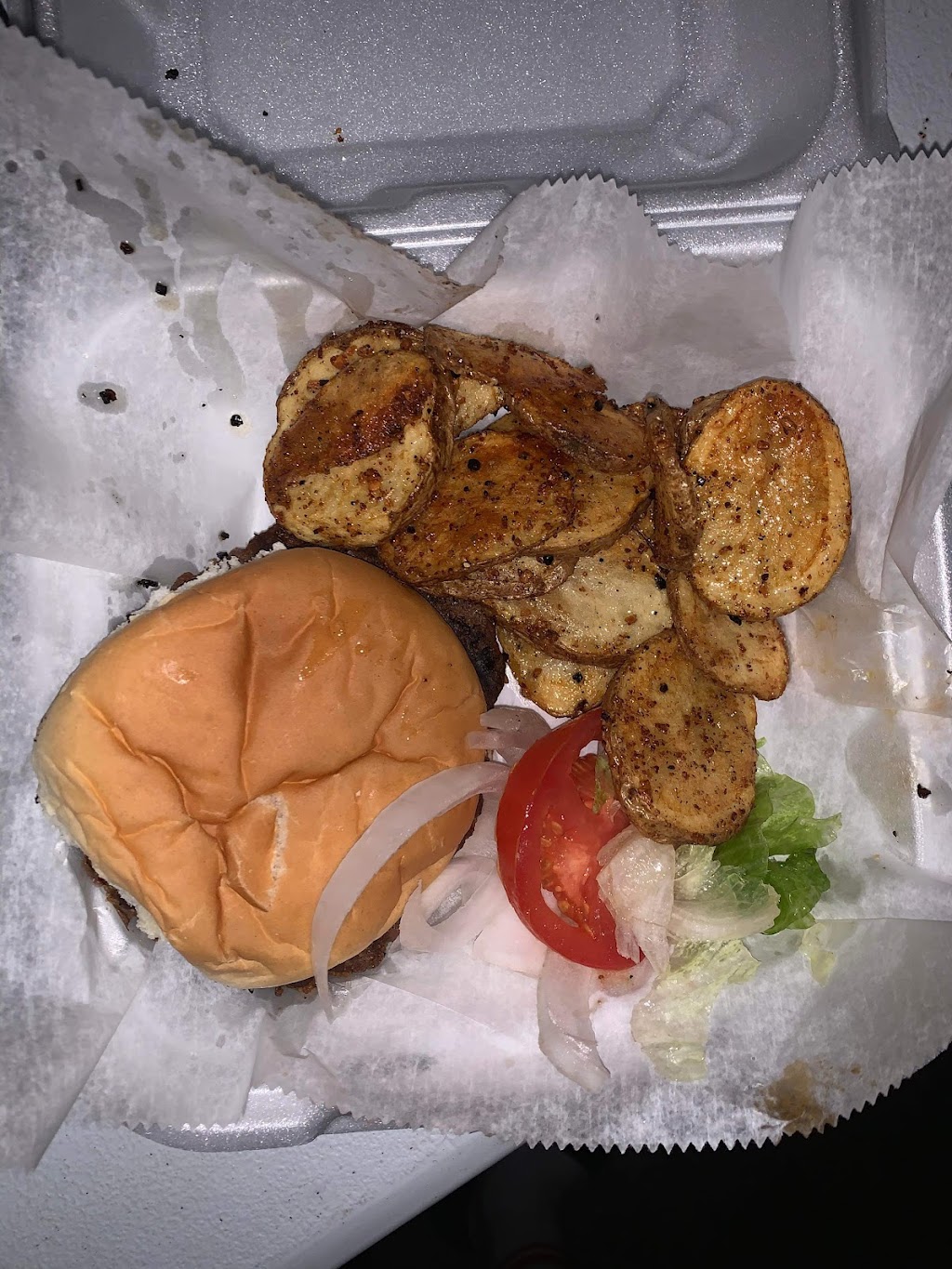 Move & Groove Underground Cafe | restaurant | 2501 Millers Ln, Shively, KY 40216, USA | 8126476525 OR +1 812-647-6525