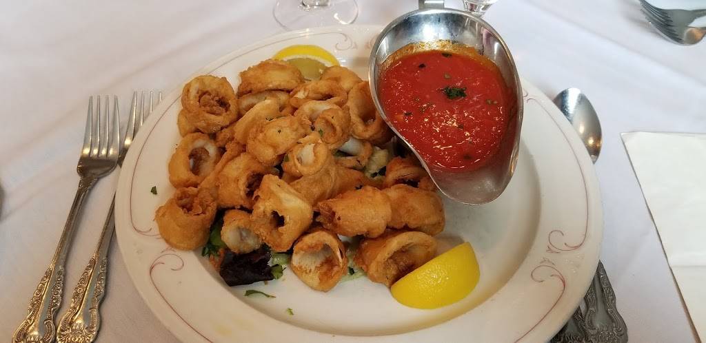 Casa Bella | restaurant | 330 W Market St, Scranton, PA 18508, USA | 5709699006 OR +1 570-969-9006