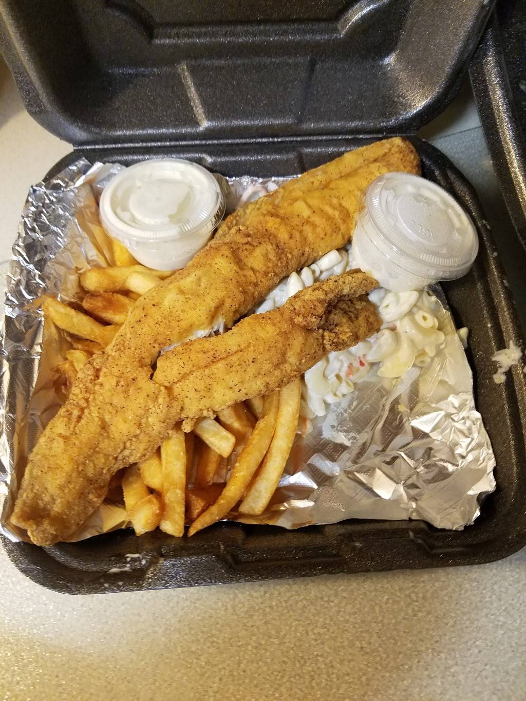 Gourmet Hots | restaurant | 295 East Ridge Road, Rochester, NY 14621, USA | 5854674687 OR +1 585-467-4687