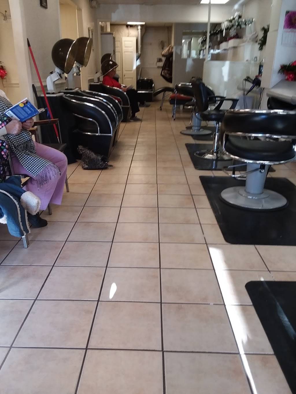 The Barrel | restaurant | 5770 Churchland Blvd, Portsmouth, VA 23703, USA | 7574831077 OR +1 757-483-1077