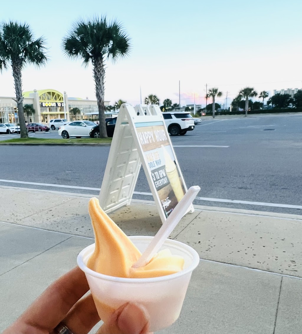 Island Fin Poké Company - Panama City Beach | restaurant | 15500 Panama City Beach Pkwy Suite 320, Panama City Beach, FL 32413, USA | 8509195656 OR +1 850-919-5656