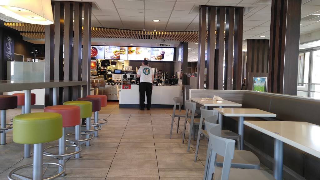McDonalds | cafe | 31-35 Atlantic Ave, Oceanside, NY 11572, USA | 5165362767 OR +1 516-536-2767