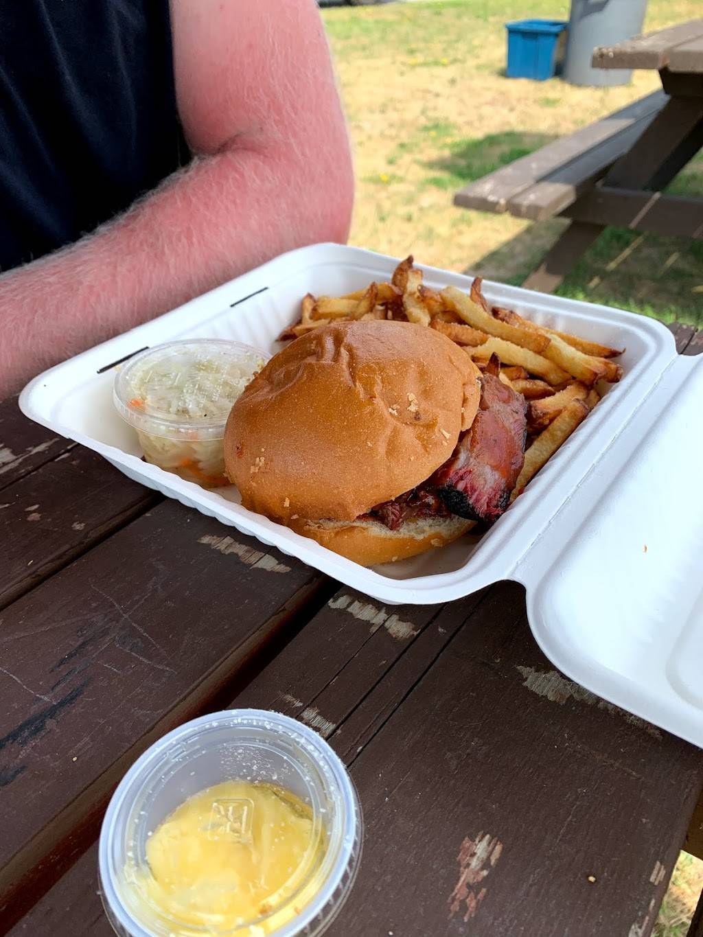 Chuckwagon BBQ foodtruck | restaurant | 2893 ON-28, Peterborough, ON K9J 6Y2, Canada | 7057604685 OR +1 705-760-4685