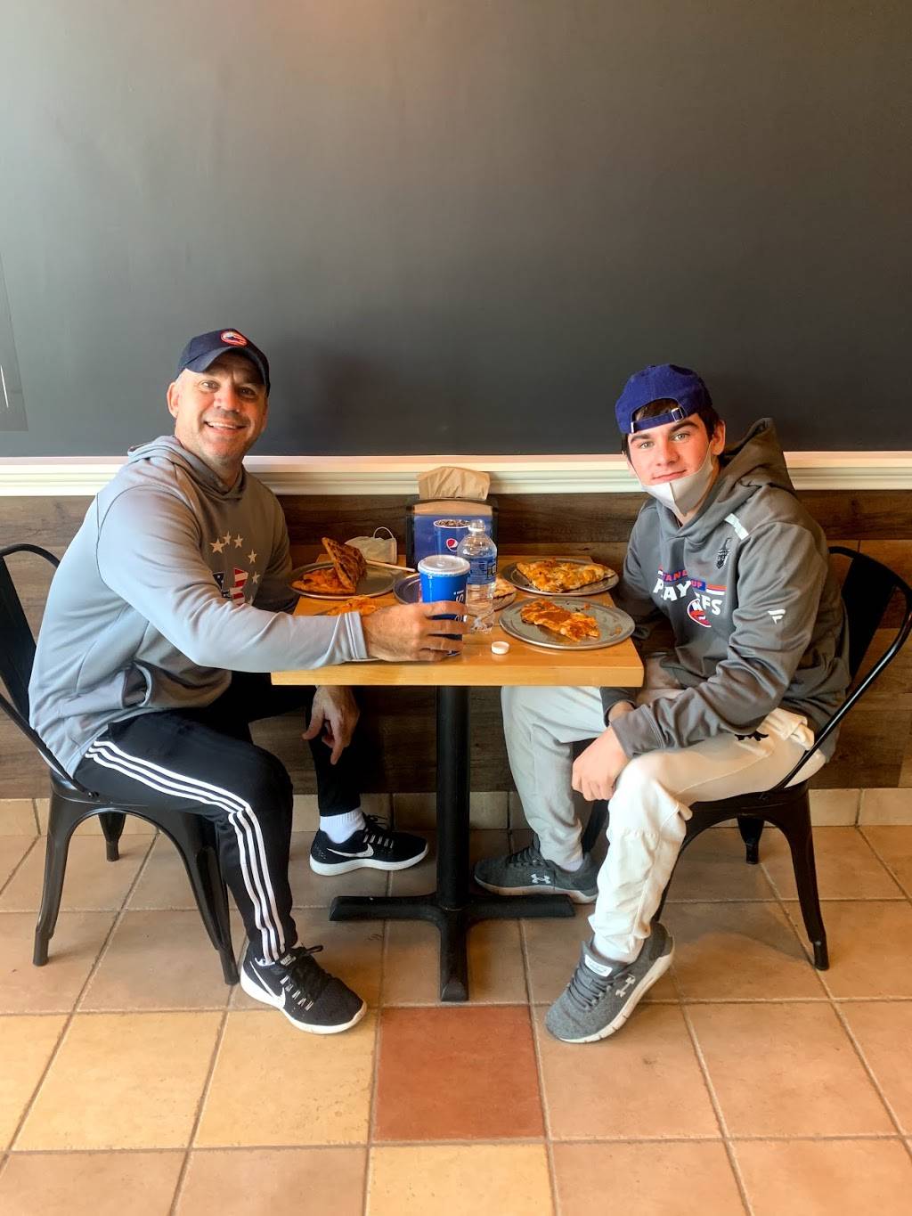 Roccos Pizza & Catering | restaurant | 247 Broadway Greenlawn, Huntington, NY 11743, USA | 6317403155 OR +1 631-740-3155