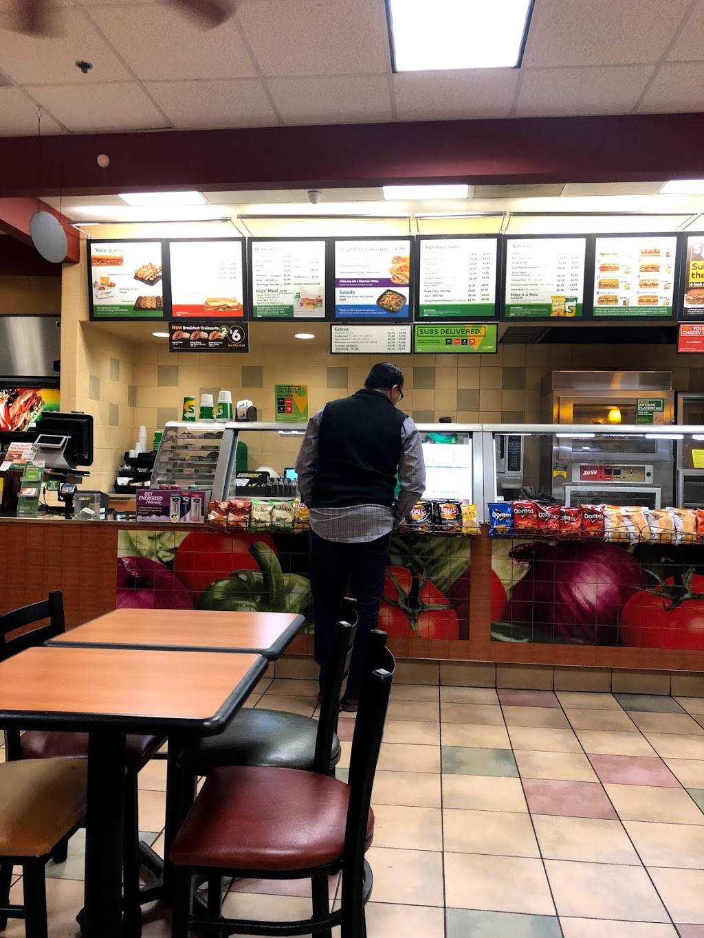 Subway | restaurant | 40790 California Oaks Rd Suite D, Murrieta, CA 92562, USA | 9516008177 OR +1 951-600-8177