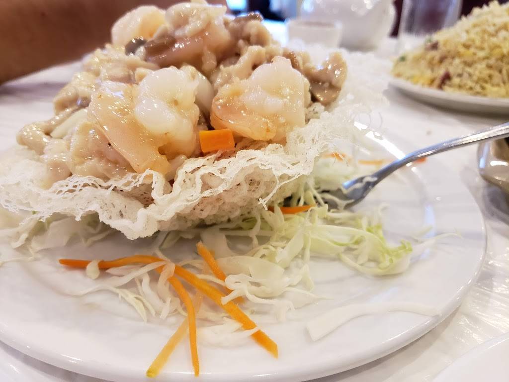 Tremendous Chinese Restaurant | restaurant | 3550 Wolfedale Rd, Mississauga, ON L5C 2V6, Canada | 9058038778 OR +1 905-803-8778