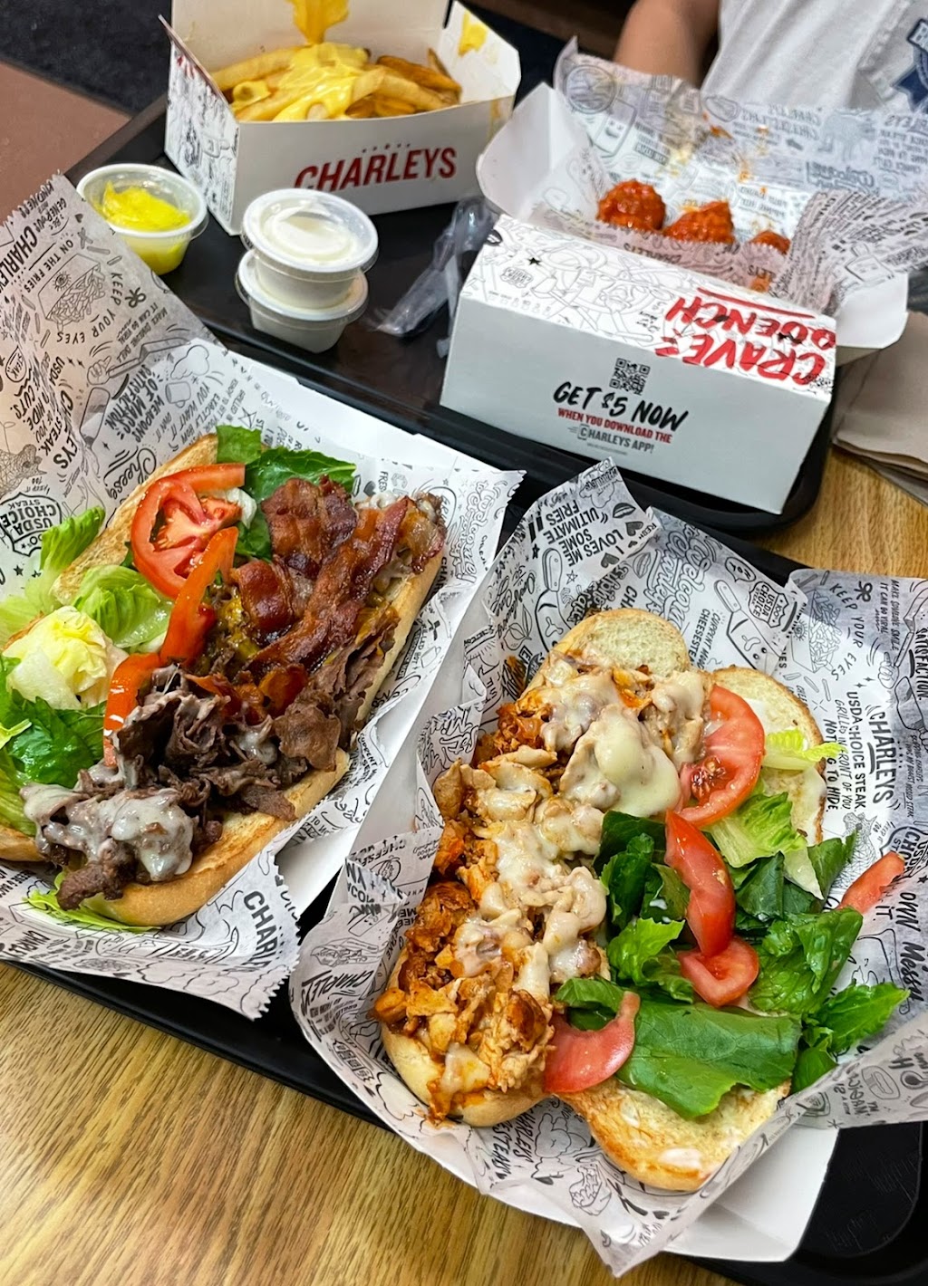 Charleys Cheesesteaks and Wings | restaurant | 1825 W Bell Rd, Phoenix, AZ 85023, USA | 6026284198 OR +1 602-628-4198