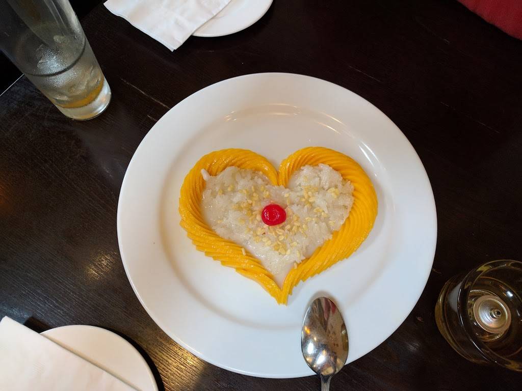 Bua Luang Thai Cuisine | restaurant | 1166 Solano Ave, Albany, CA 94706, USA | 5105278288 OR +1 510-527-8288