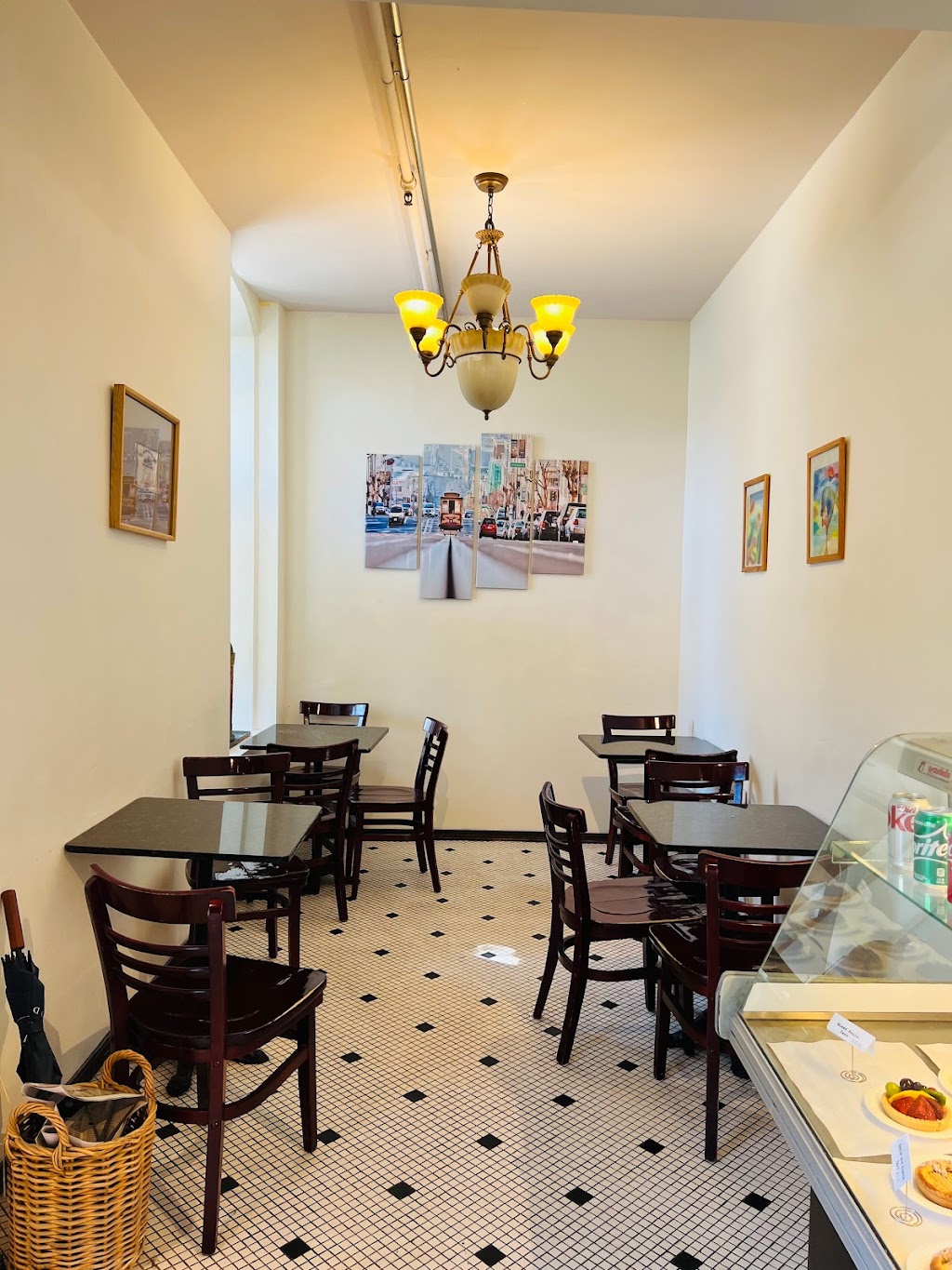 Pomegranate | cafe | 2801 Leavenworth St # 1, San Francisco, CA 94133, USA | 4159993702 OR +1 415-999-3702