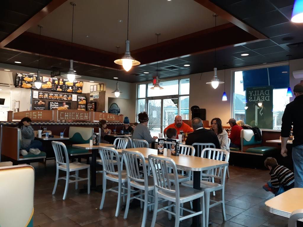 Long John Silvers | restaurant | 1316 Volunteer Pkwy, Bristol, TN 37620, USA | 4237649033 OR +1 423-764-9033