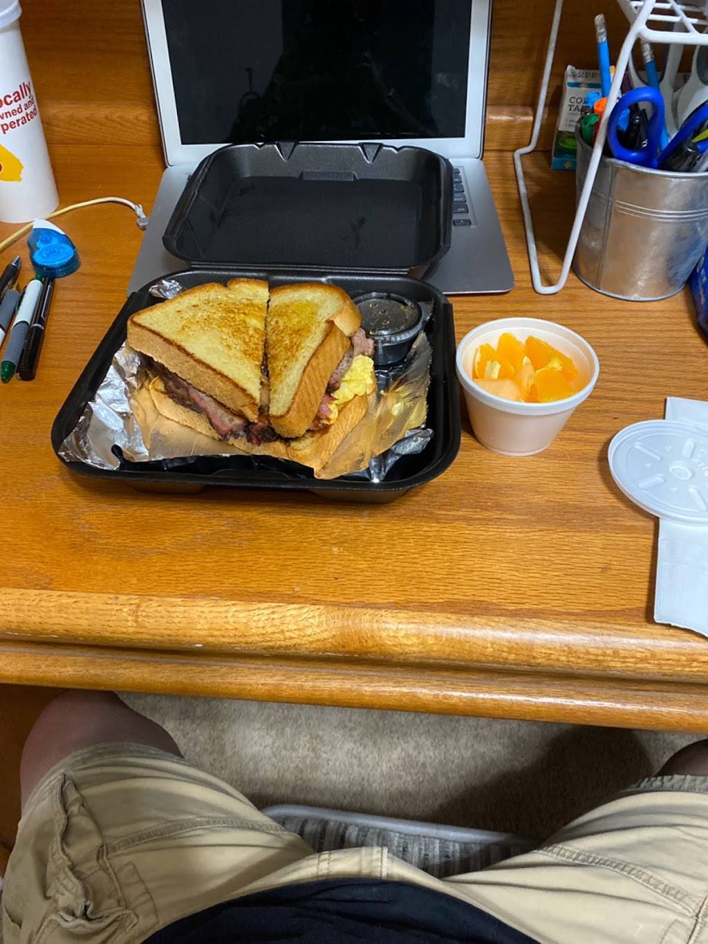 Mountain West Eatery | restaurant | 5110 Blue Diamond Rd, Las Vegas, NV 89139, USA | 7028448313 OR +1 702-844-8313