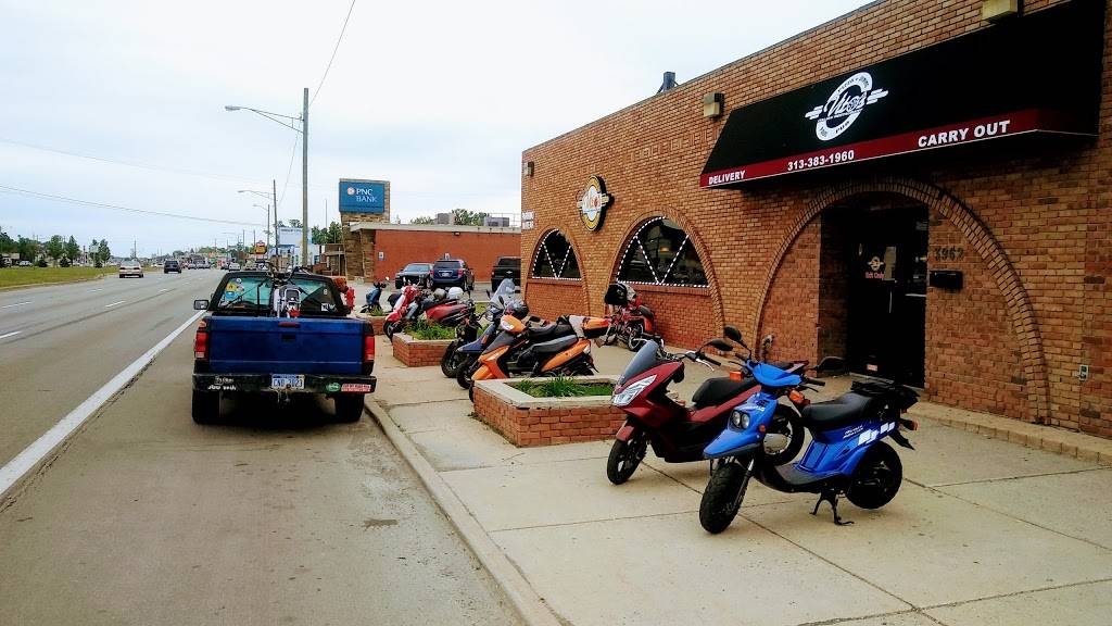 Vitos Pizzeria | restaurant | 3962 Fort St, Lincoln Park, MI 48146, USA | 3133831960 OR +1 313-383-1960