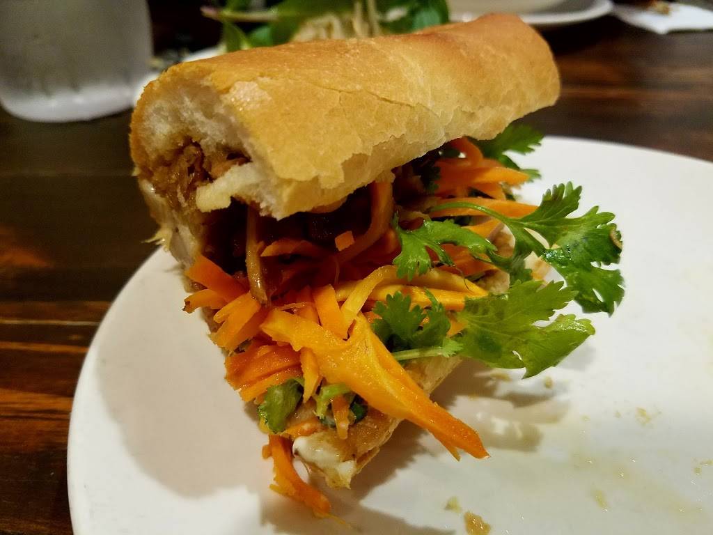 Phorage | restaurant | 3300 Overland Ave, Los Angeles, CA 90034, USA | 3108760910 OR +1 310-876-0910