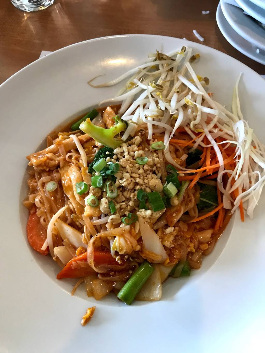 Pho Bo Ga 777 | restaurant | 725 Boulevard de la Carrière, Gatineau, QC J8Y 6T9, Canada | 8197779995 OR +1 819-777-9995