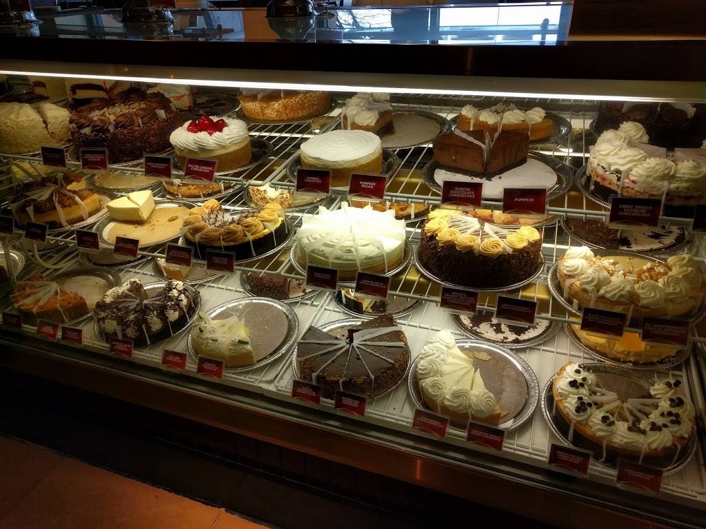 The Cheesecake Factory | restaurant | 1612 Palisades Center Dr, West Nyack, NY 10994, USA | 8457271000 OR +1 845-727-1000