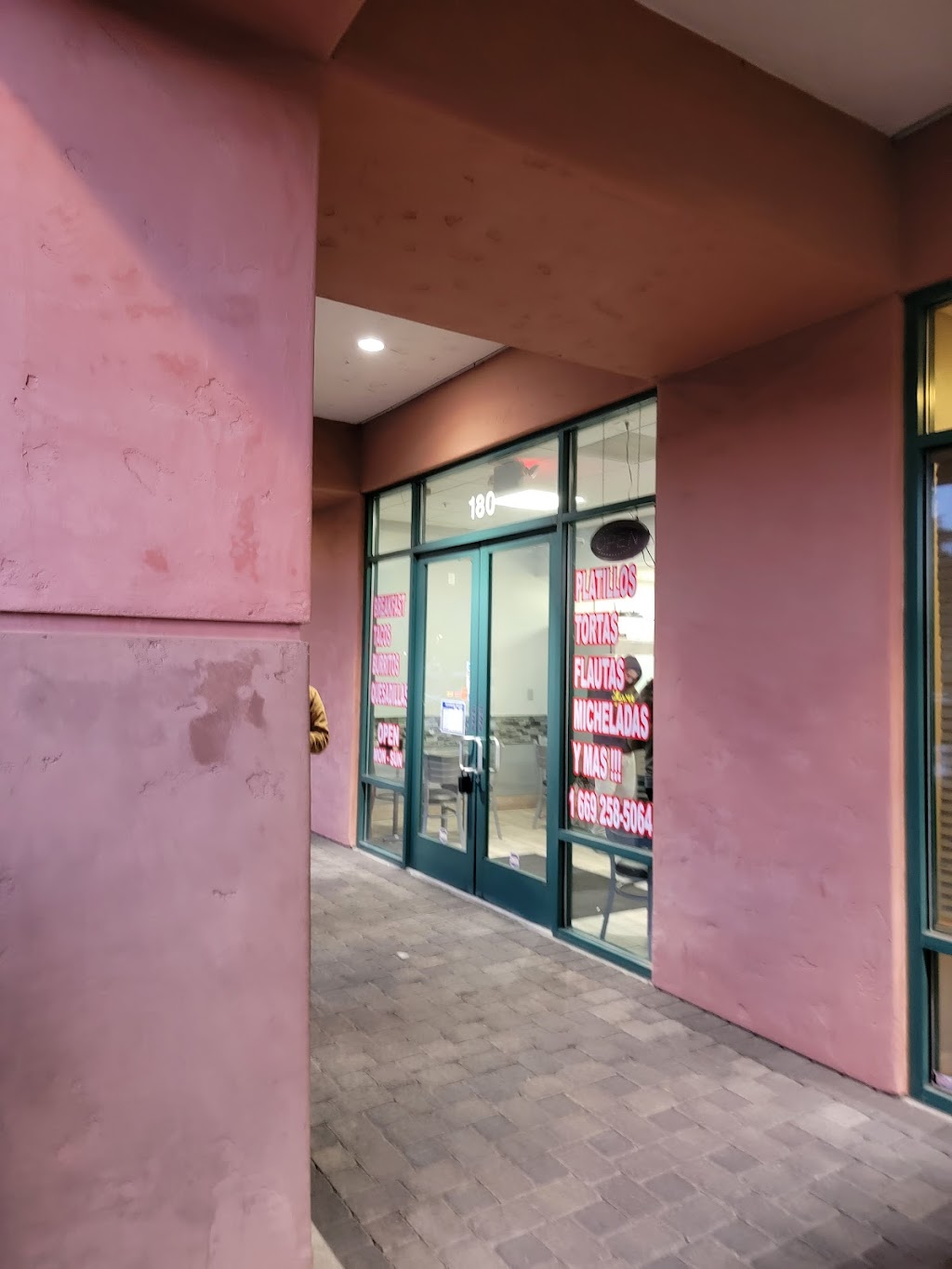 Burritos Tacos y Mas | restaurant | 1295 E Dunne Ave #180, Morgan Hill, CA 95037, USA | 6692585064 OR +1 669-258-5064